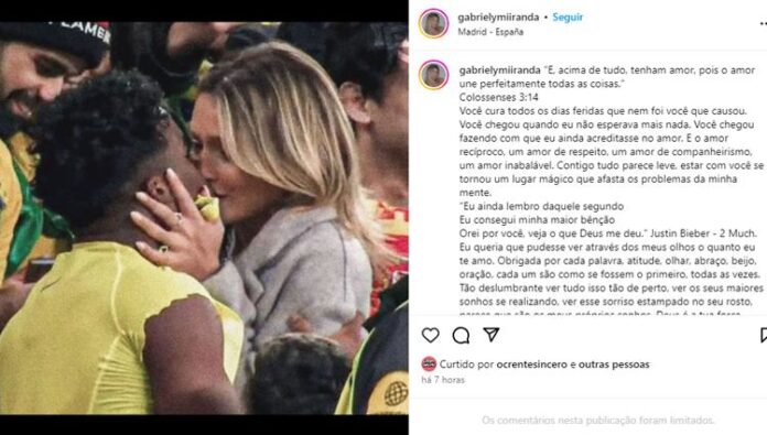 Post de Gabriely - Instagram