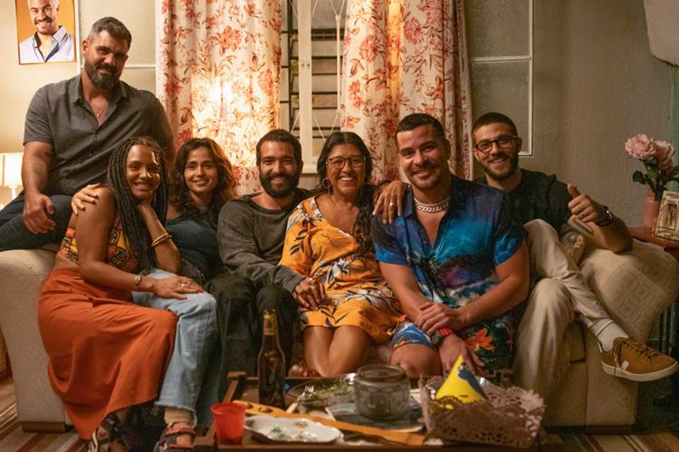 Análise: ‘Dona Lurdes, o filme’ é uma boa trama, porém robusta e rápida