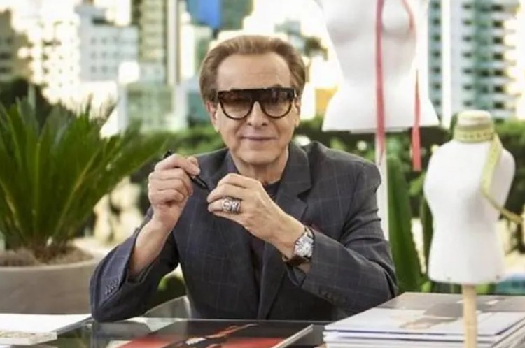 Ronaldo Esper tem casa invadida e é espancado por criminosos