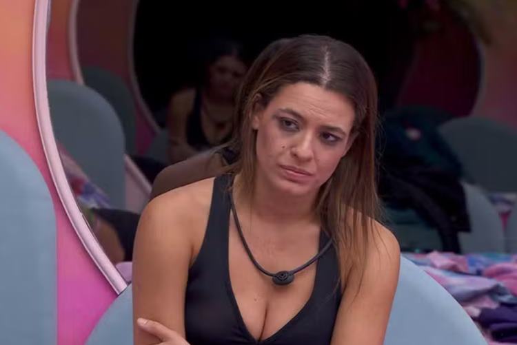 BBB24: Beatriz ameaça denunciar Davi no Confessionário: “está me perturbando”