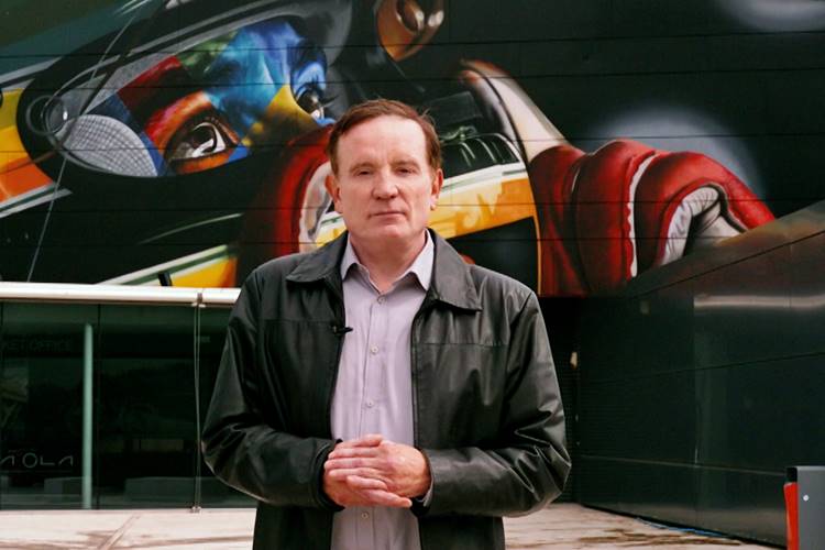 “Senna 30 Anos: O Dia que Ainda Não Terminou”, documentário especial de Roberto Cabrini estreia na Record