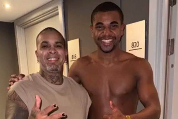 Bandeira da paz? Rodriguinho surge ao lado de Davi e o elogia: ”Tudo de melhor”