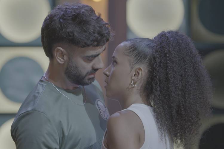 Família é Tudo: Andrômeda e Chicão não resistem um ao outro