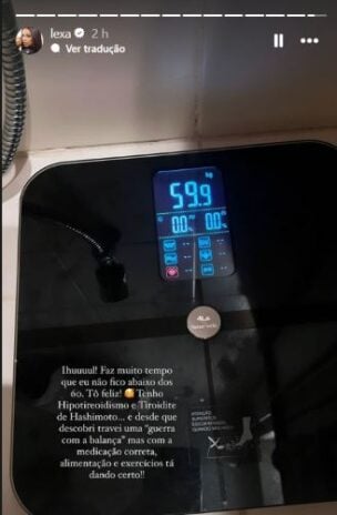 Lexa mostrando o peso atual (Reprodução: Instagram)