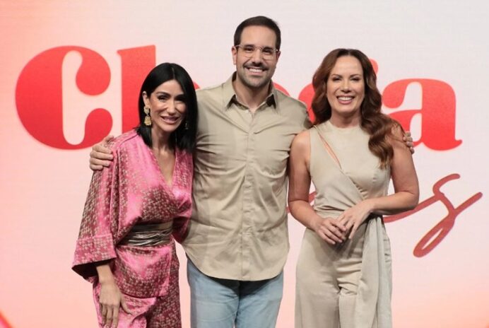 Michelle Barros, Paulo Mathias e Regina Volpato comandam o 'Chega Mais' Michelle Barros, Paulo Mathias e Regina Volpato comandam o 'Chega Mais'