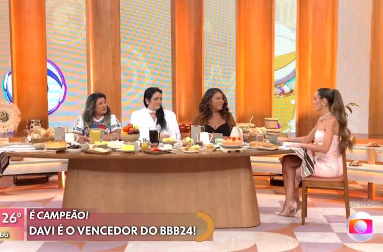 Estilo Ana Maria Braga, Patrícia Poeta toma café com familiares dos finalistas do BBB24 no ‘Encontro’