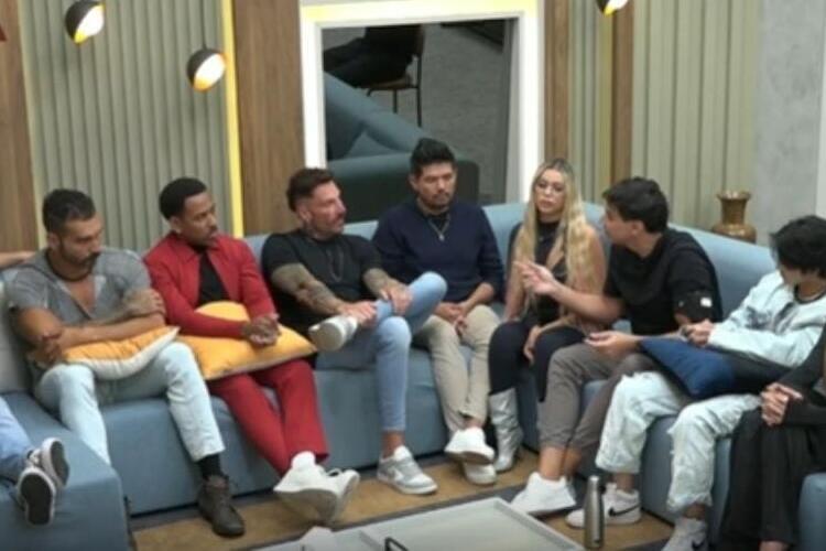 A Grande Conquista 2: Participante passa mal e deixa a Mansão antes do tempo