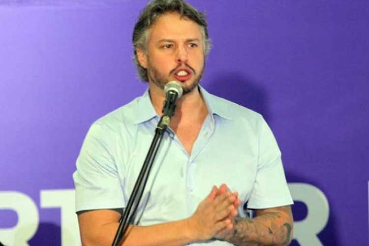 Ex-deputado federal Arthur Bisneto morre em Manaus