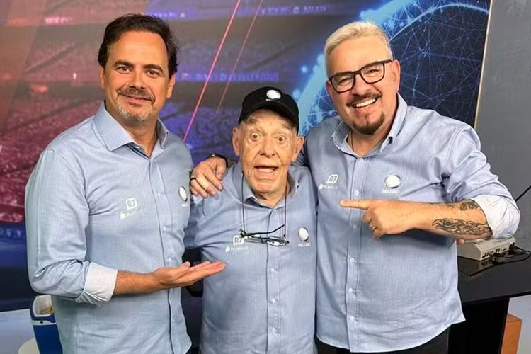 Silvio Luiz é intubado em coma induzido em hospital de São Paulo