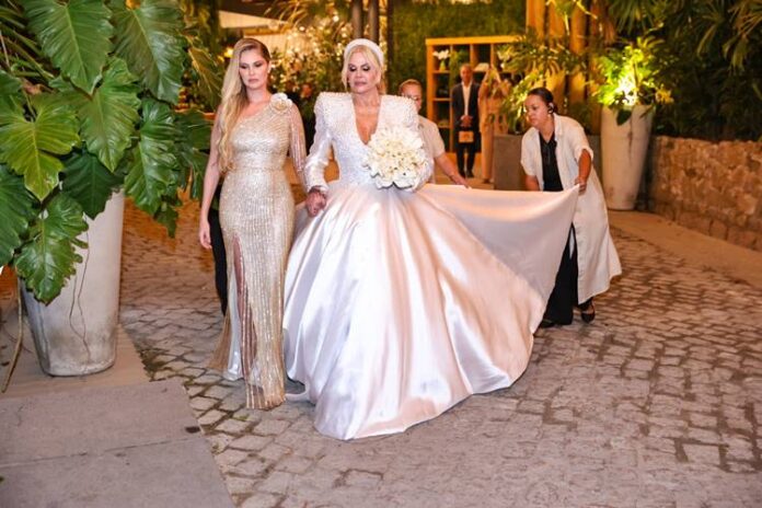 Casamento Monique Evans