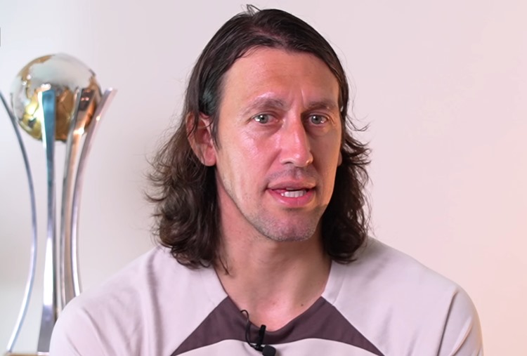 Craque Neto confirma saída de Cássio do Corinthians após 12 anos