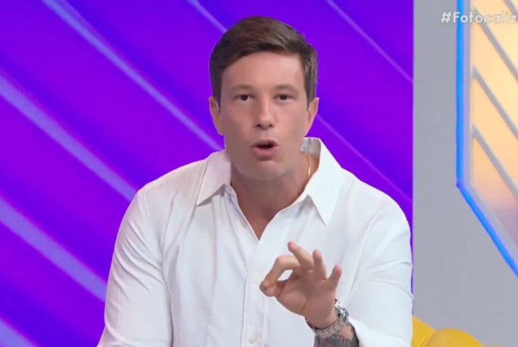 Gabriel Cartolano comunica decisão do SBT sobre o ‘Fofocalizando’