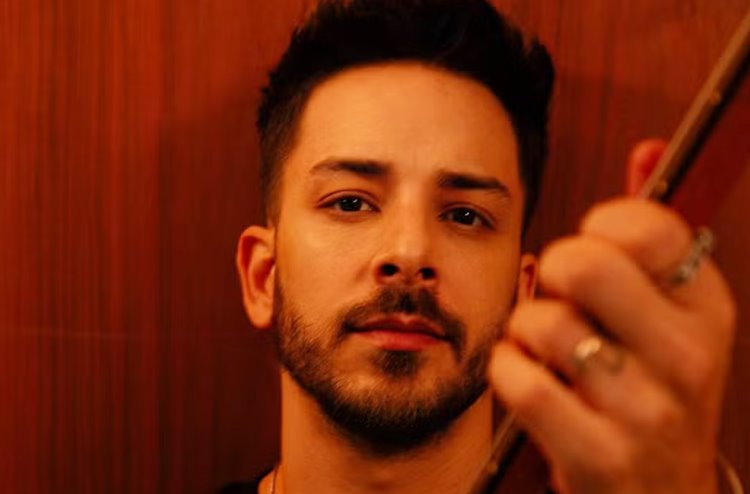 Junior revela traumas na carreira: “rompi com a minha voz”