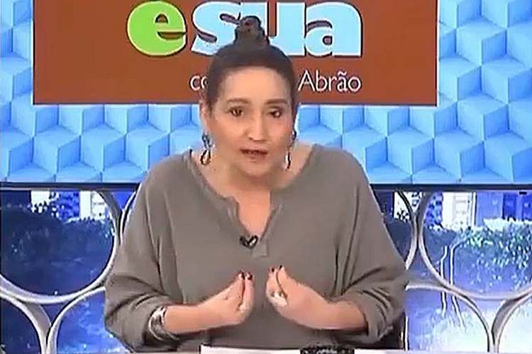 Sonia Abrão comentando o assunto no 'A Tarde É Sua' (Reprodução: RedeTV)