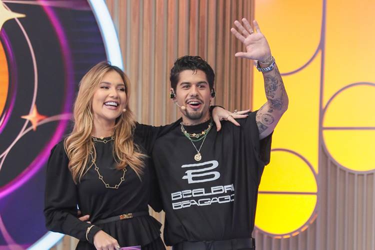 Sabadou com Virginia especial de Dia das Mães recebe as irmãs Fonseca e Zé Felipe