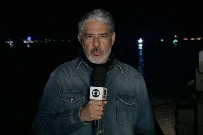 William Bonner diretamente do navio em Porto Alegre (Reprodução: Instagram)