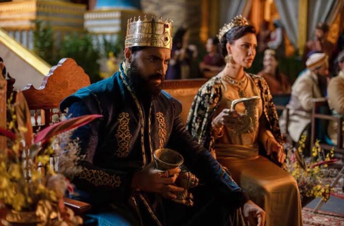 Xerxes faz celebração em A Rainha da Pérsia - Foto: Seriella Productions /Record