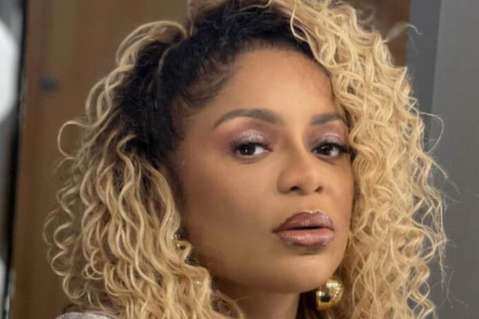 Cariúcha, apresentadora do SBT (Reprodução: Instagram)