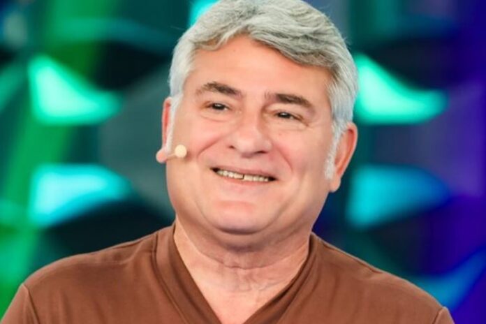 Cleber Machado comanda o Arena SBT