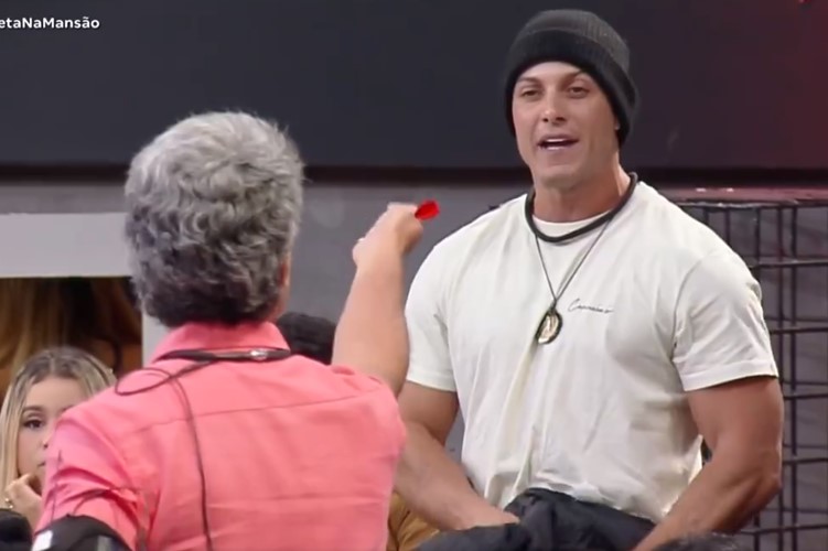 A Grande Conquista 2: Fernando causa revolta ao chamar Fellipe de ‘policialzinho de merda’