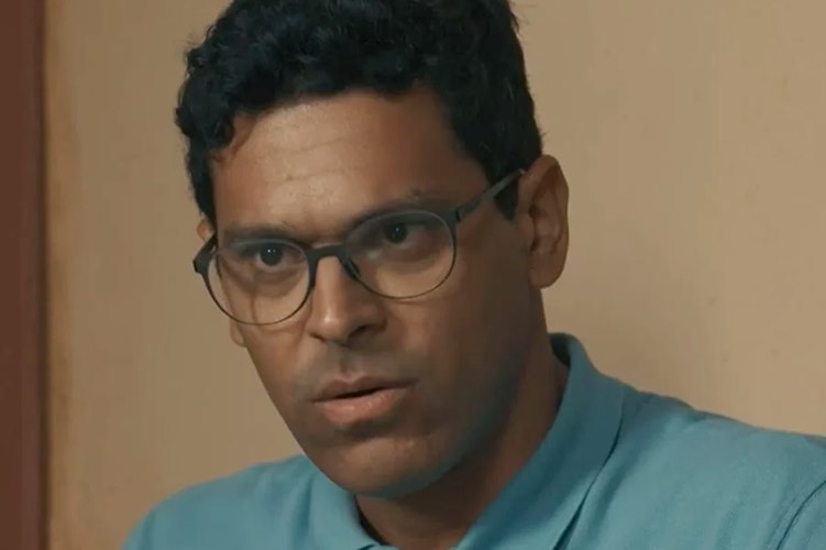 Renascer: José Augusto vê ‘genitália ambígua’ no bebê de Teca