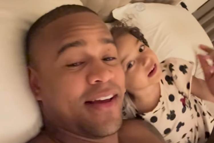 Filha de Léo Santana pede por um irmão e cantor manda recado para Lore Improta