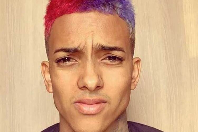 MC Brinquedo tem estado de saúde atualizado após acidente de carro