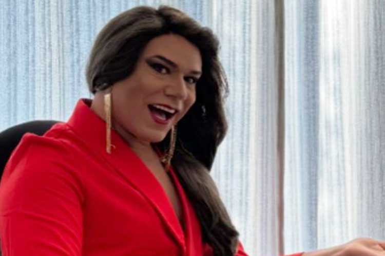 Tiago Barnabé, a Narcisa, celebra a contratação de Eliana pela Globo: ‘Você merece’