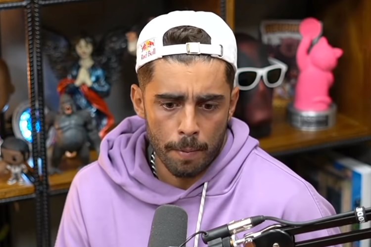 Pedro Scooby, após cobrança de Luana Piovani, se pronuncia sobre privatização de praias