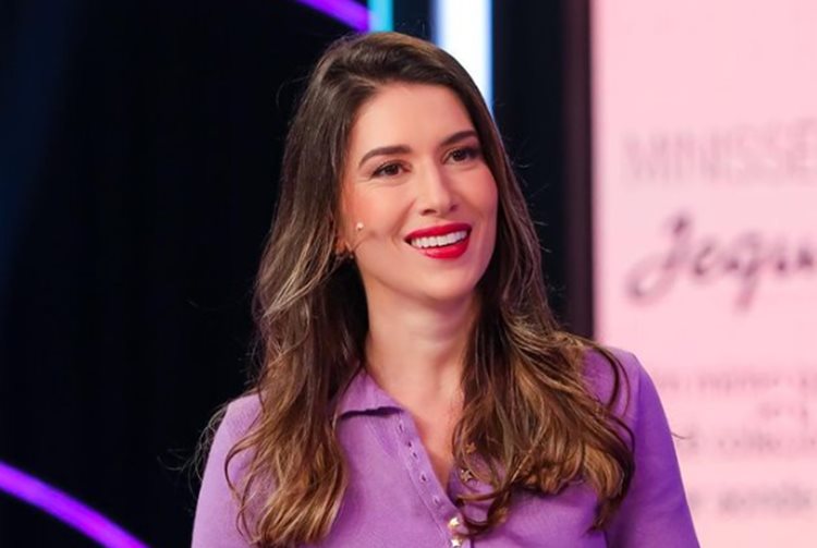 Amada pelo povo, Rebeca Abravanel surpreende com linda atitude no Roda a Roda: “Ela tem o carisma do pai”
