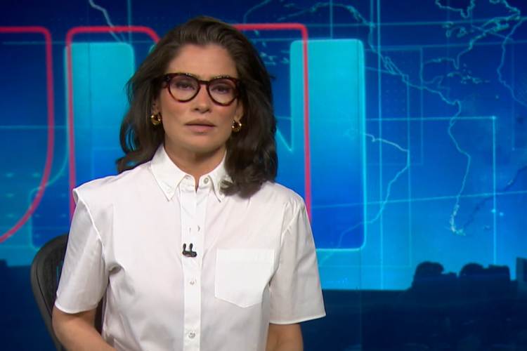 Renata Vasconcellos comunica morte de grande atriz no JN