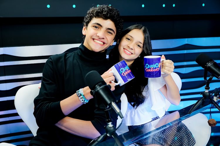 Atores de ‘A Infância de Romeu e Julieta’ comentam reviravolta de seus personagens