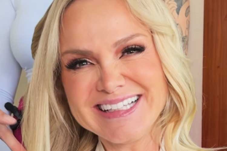 Eliana aparece em jantar com equipe do ‘Saia Justa’: ‘Amigas’