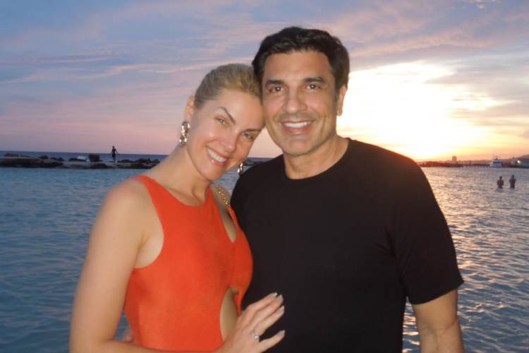 Ana Hickmann e Edu Guedes surgem no Caribe durante viagem romântica