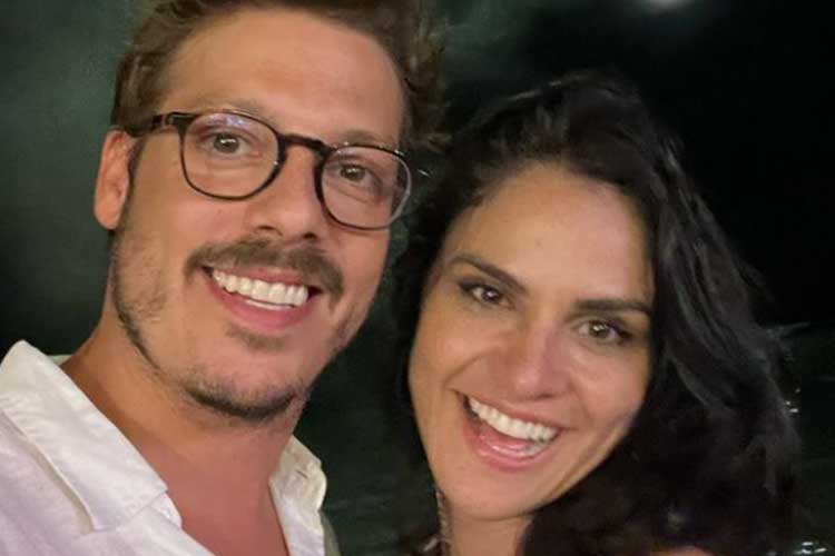 Fábio Porchat ganha surpresa da namorada em seu aniversário de 41 anos: ‘Delícia estar com você’