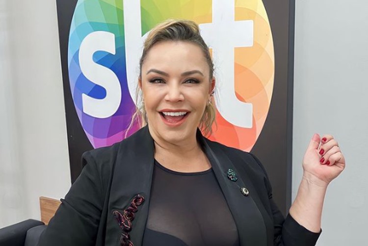 Flor Fernandez volta ao SBT após desligamento do ‘Fofocalizando’