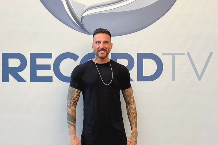 Guipa assina contrato com a Record após ‘A Grande Conquista 2’ e celebra: “Sempre sonhei”