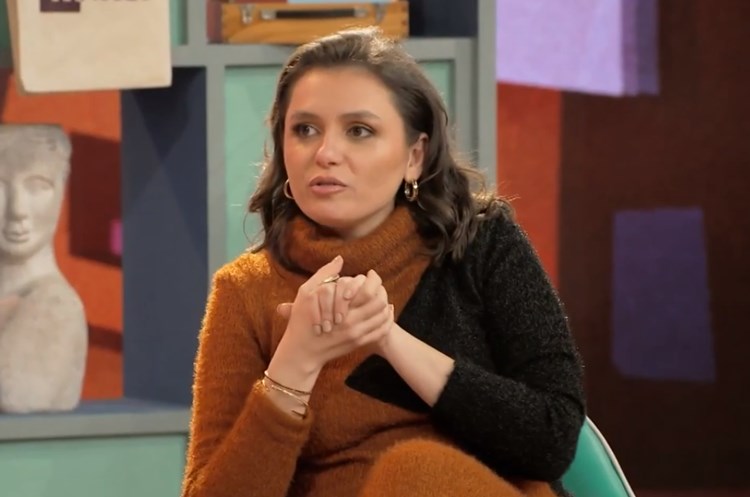 Monica Iozzi revela que foi raptada e expõe detalhes: “só tinha uma saída”