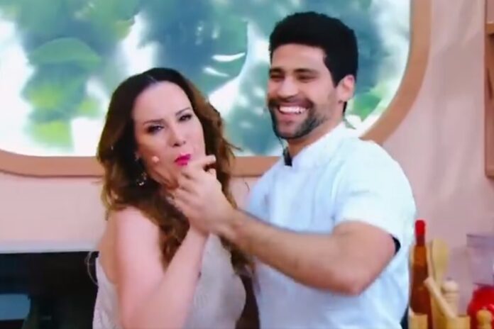 Regina Volpato dança com chef no Chega Mais