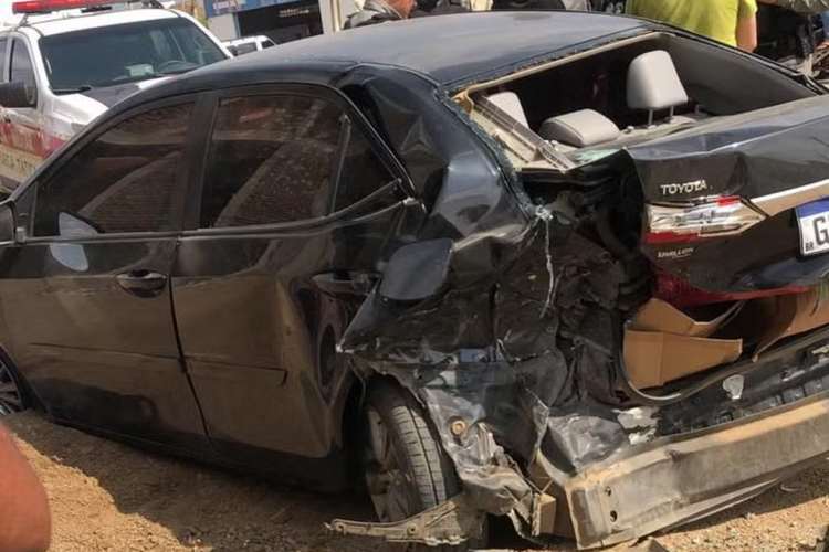 Filho de famoso cantor morre após sofrer acidente de carro