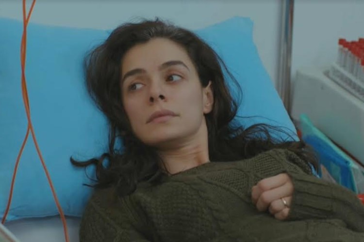 Força de Mulher: Bahar irá procurar doador de medula óssea para o seu transplante