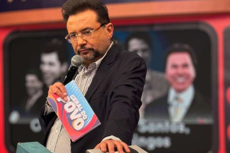RedeTV! muda programação, cancela Geral do Povo e empurra João Kléber para o fim de noite