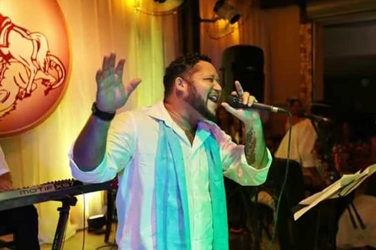 Morre o cantor e compositor maranhense Carlos Berg, aos 47 anos
