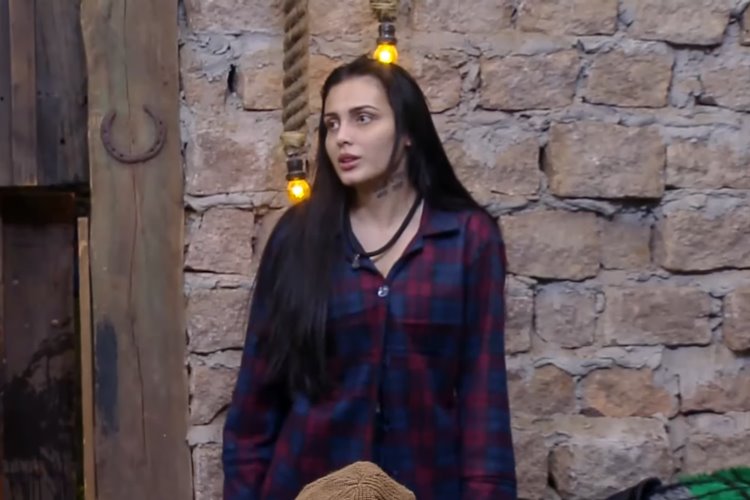 A Fazenda 16: Fernanda Campos descumpre regra e peões sofrem grave punição