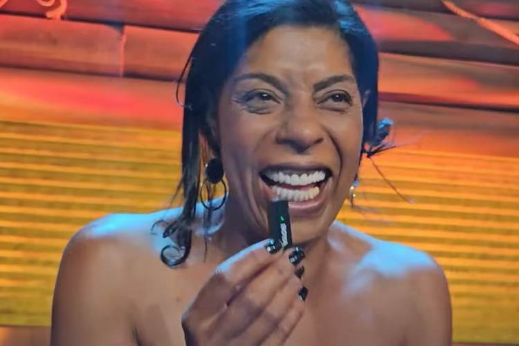 Após deixar o SBT, Márcia Fu se pronuncia pela primeira vez sobre sua volta à Record: “A Fazenda mudou minha vida”