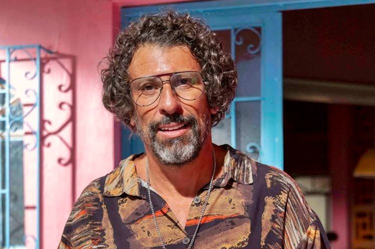 Milhem Cortaz ganha personagem sob medida em Volta por Cima