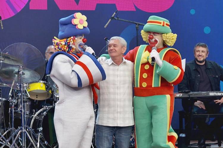 ‘Altas Horas’ exibe especial Infantil dedicado totalmente às crianças