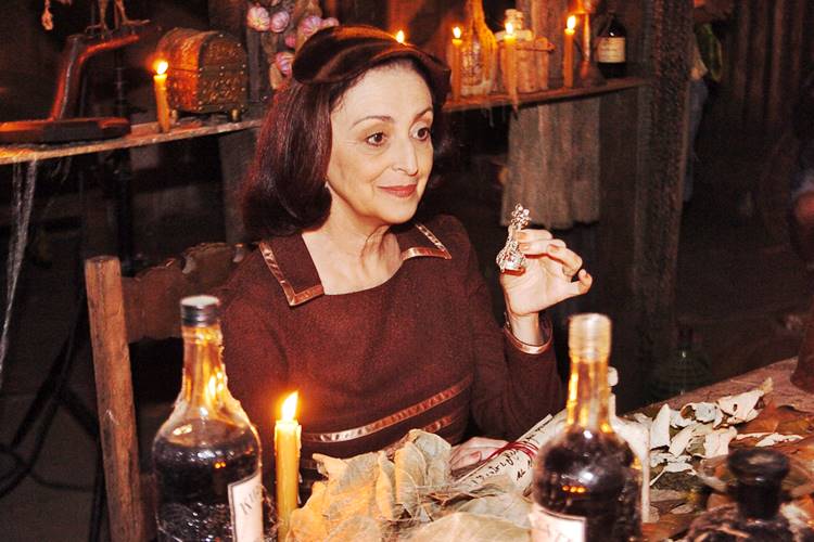 Alma Gêmea: Débora planeja se livrar de Rafael