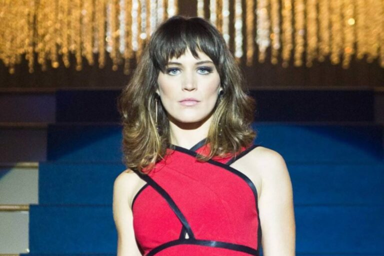 ‘O Outro Lado do Paraíso’ pode substituir ‘Alma Gêmea’ no ‘Vale a Pena Ver de Novo’