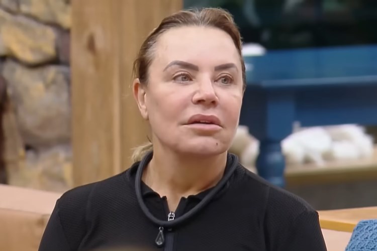 A Fazenda 16: Flor infringe regra do reality e causa punição severa por 48h